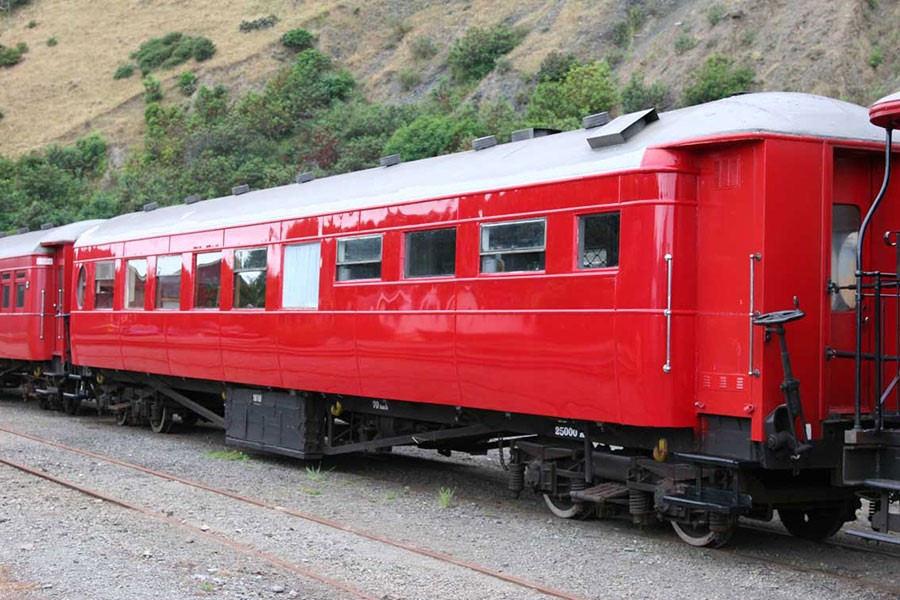 Aa1618 side view. Photo John Bovis