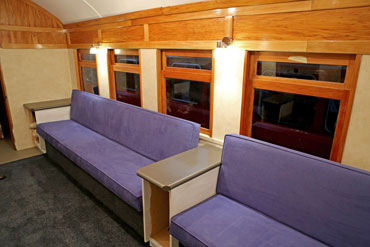AA1783 interior