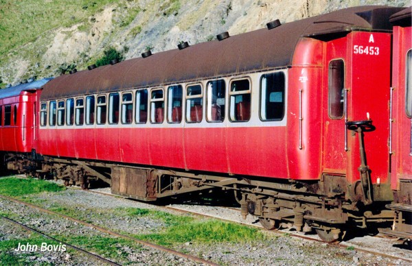 railway carriage at paekakariki