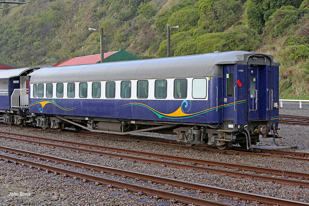SteamInc A1975 (A3022)