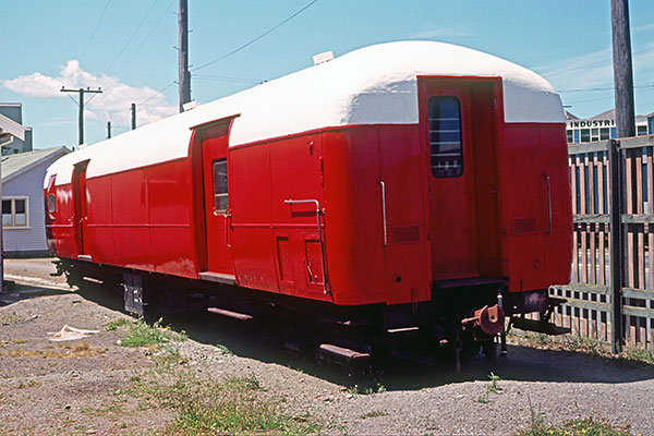 Sister van F1397 in Wellington in 1979